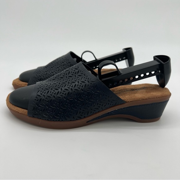 Walking Cradles Navy Leather Wedge Mule Slides Size 7.5 - Picture 12 of 12